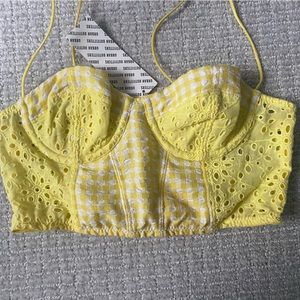 tank top yellow